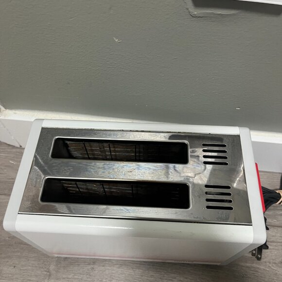 Vintage 80s Red Philips Toaster. Made in Hong Kong 1980 Electrical Toaster Retro - Picture 4 of 7